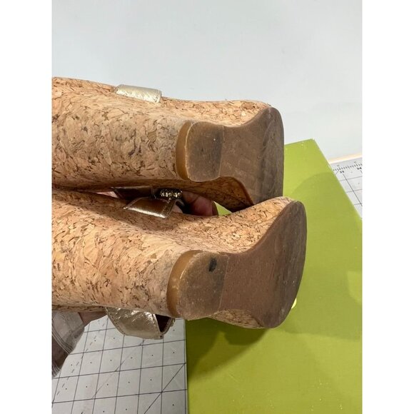 Gianni Bini Sand Gold Cork Wedge Sandals Rhinestone Details Size Women’s Sz. 8 - Picture 6 of 7